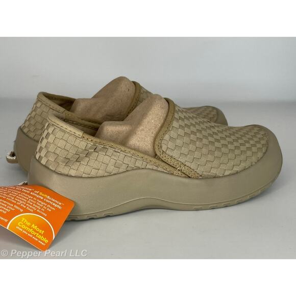 Khaki Unisex Junior 3-4 Slip on comfort Espadrille casual walking shoe - Picture 3 of 8